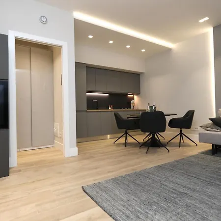 Fontana House *