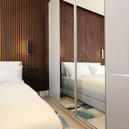 Renovated & Fully Equipped-luxurious-2room Fontana Suite, It Just Doesn't Get Any Better! *