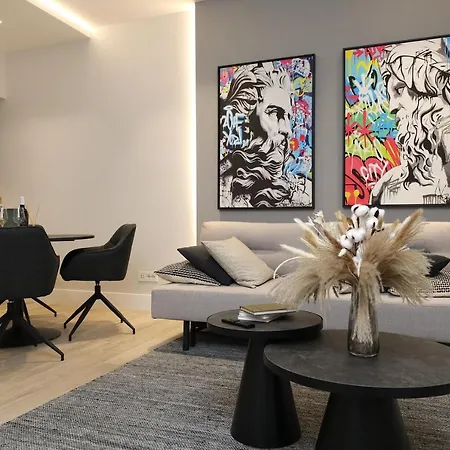 Renovated & Fully Equipped-luxurious-2room Fontana Suite, It Just Doesn't Get Any Better! Appartement Olbia