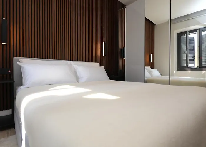 Appartamento Renovated & Fully Equipped-luxurious-2room Fontana Suite, It Just Doesn't Get Any Better!