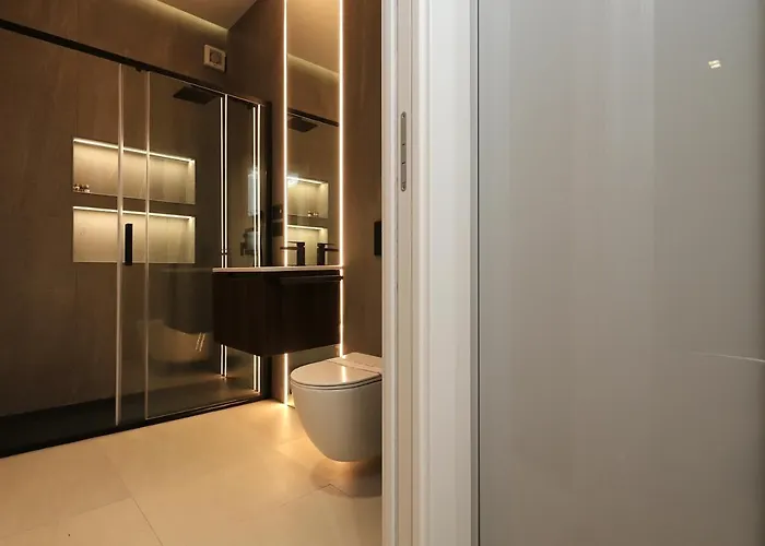 Appartamento Renovated & Fully Equipped-luxurious-2room Fontana Suite, It Just Doesn't Get Any Better!