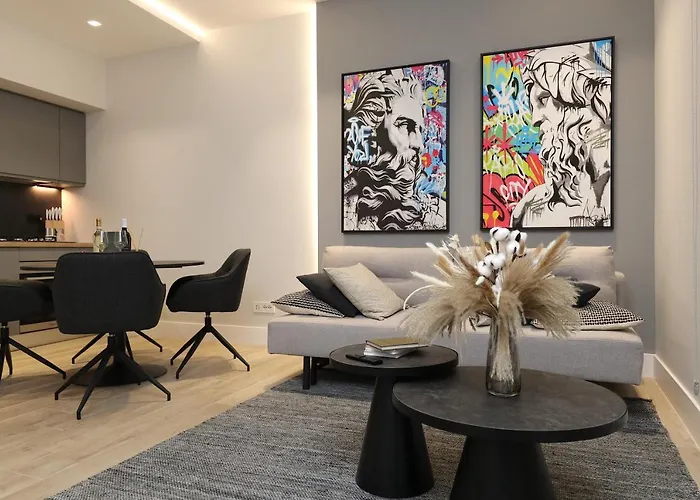 Renovated & Fully Equipped-luxurious-2room Fontana Suite, It Just Doesn't Get Any Better! Appartamento Olbia